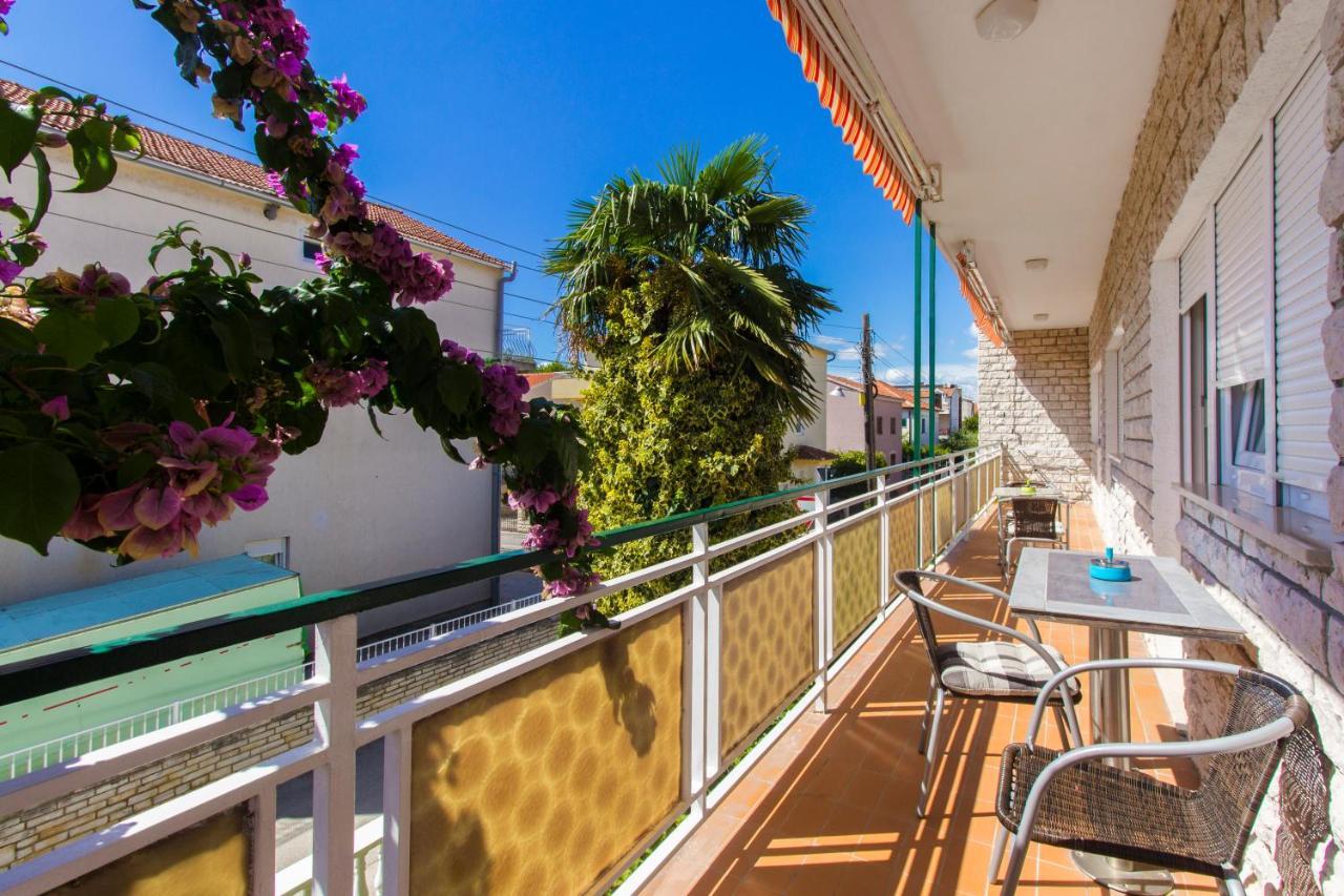 Apartments Rino Vodice Exterior photo