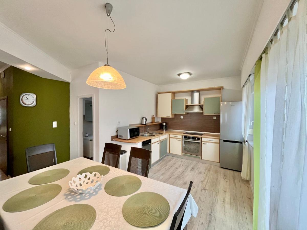 Apartments Rino Vodice Exterior photo